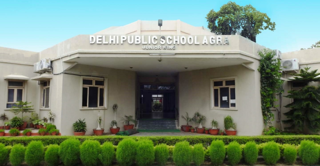 Best CBSE Schools near Fatehabad Road in Agra 2 Delhi Public School